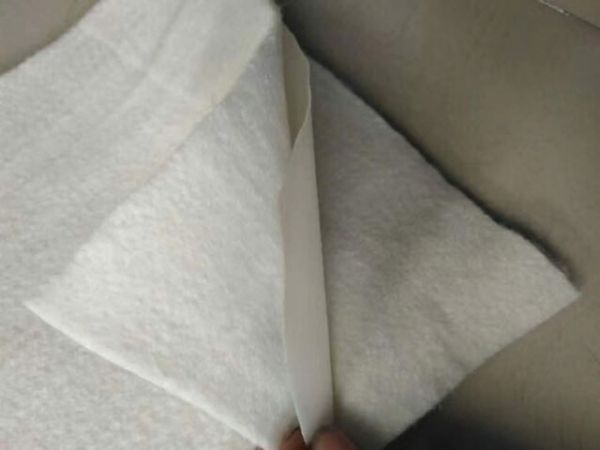 复合土工膜